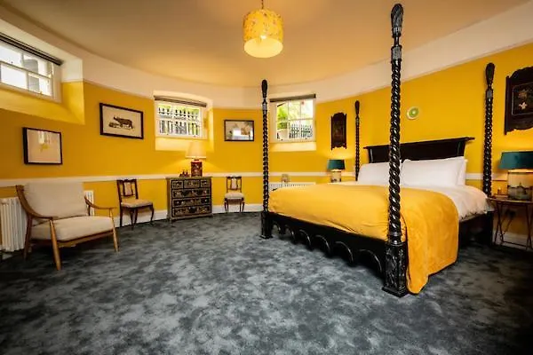 Gasthof Butler House